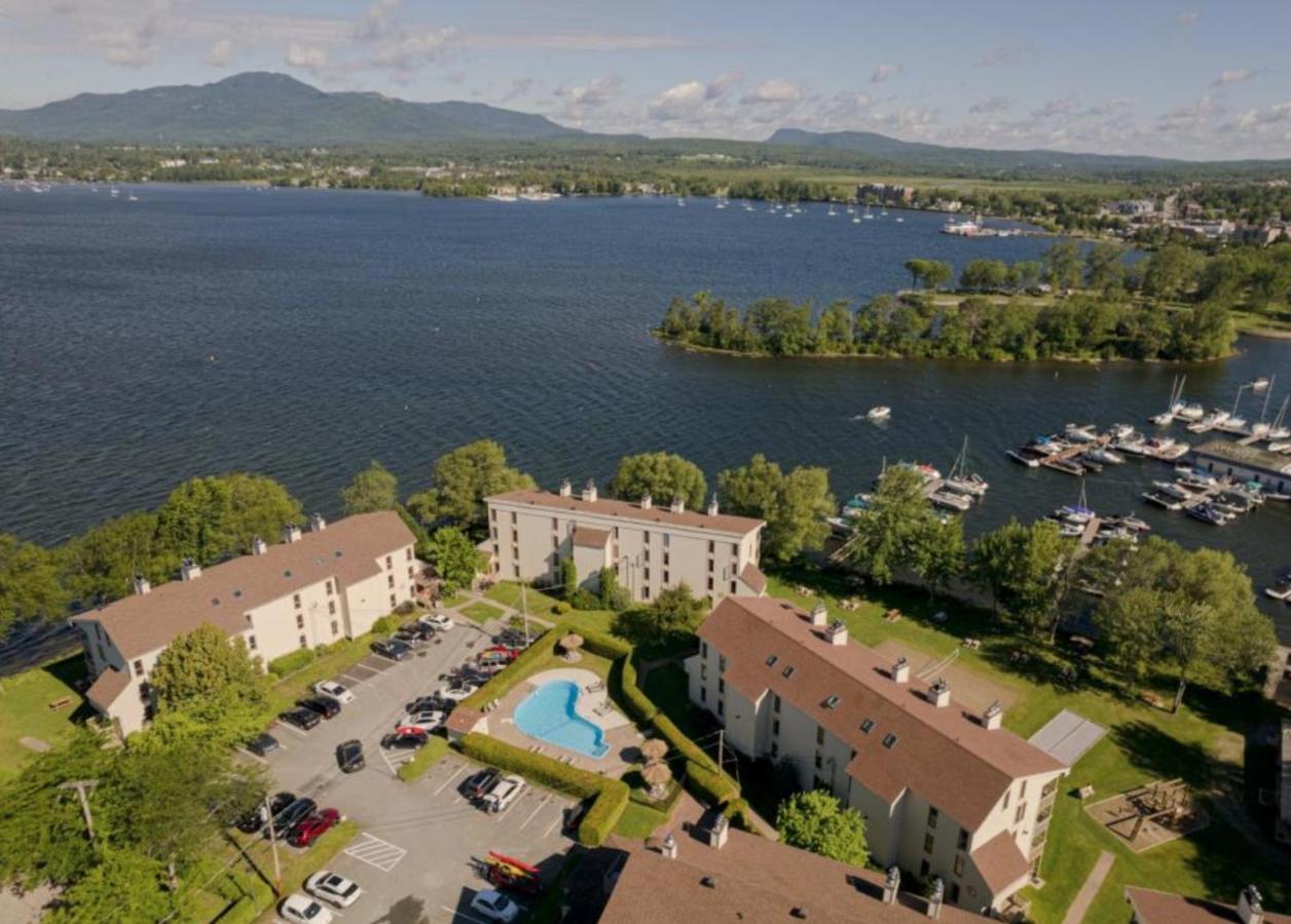 Magog Waterfront Condo Exterior photo